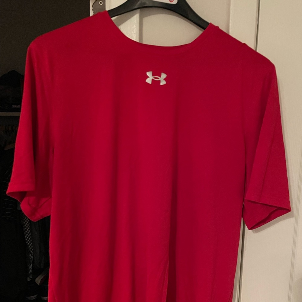 Under amour red shirt